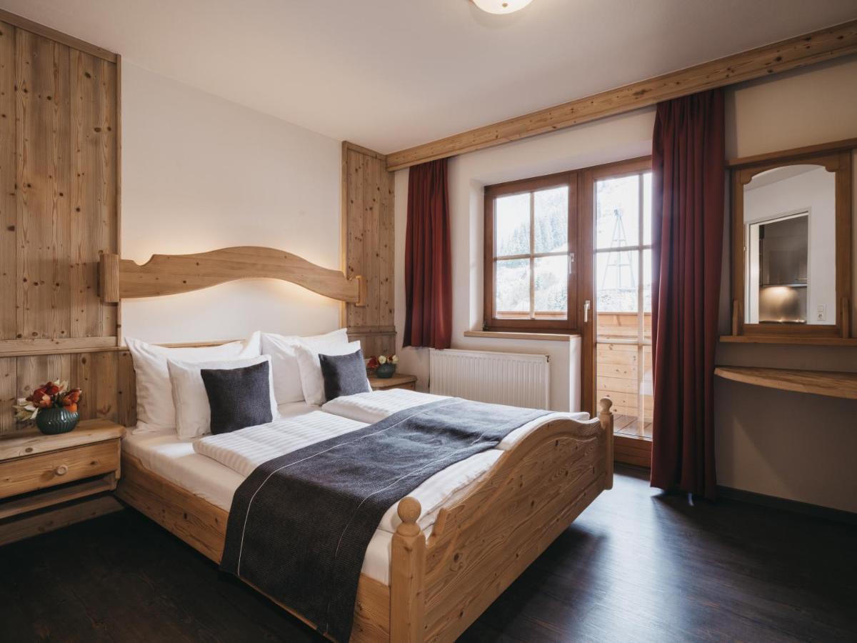 Vaya Post Saalbach Inklusive Joker Card Hotel ภายนอก รูปภาพ